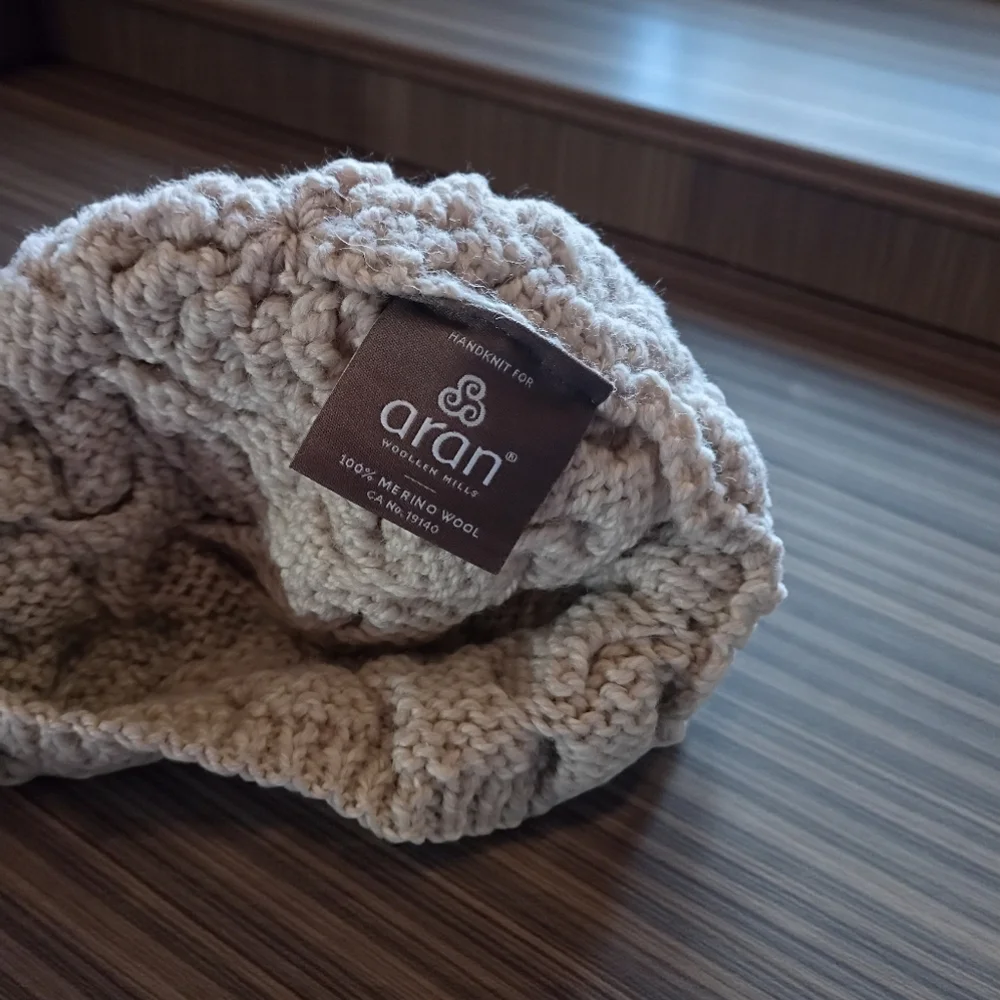 Aran Woolen Mills Handknit Chunky Braided Basket Cream 100% Merino Wool Beanie